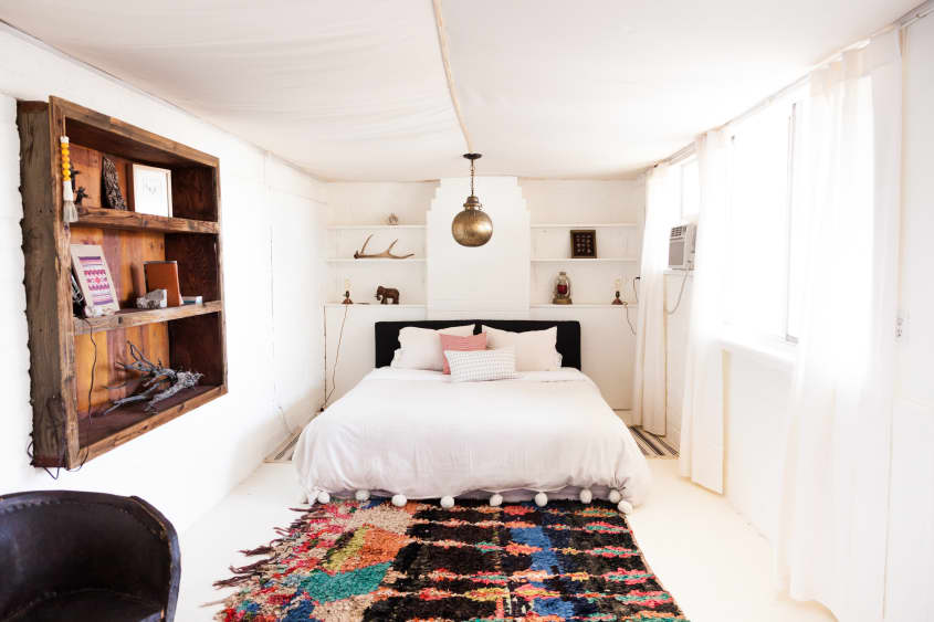 House Tour A Rustic, Modern Hacienda in Joshua Tree Apartment Therapy